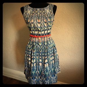 Size 10 multi-color pocket dress